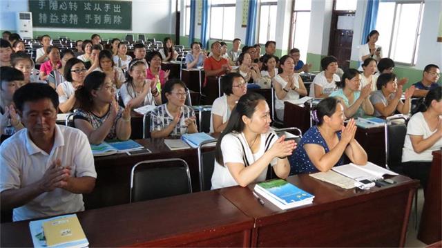 2016年暑期培训班（一个月）开班典礼隆重举行(图5)