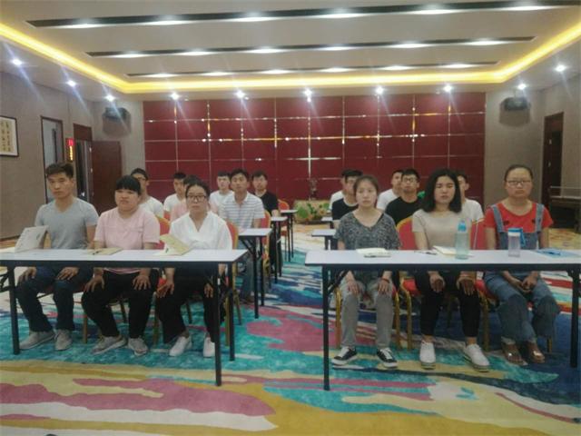 我校学生顶岗实习工作全面展开(图2) 顶岗实习岗前教育
