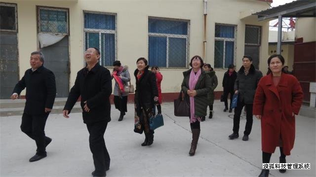 运城市政协副主席翟冬鸿一行莅临我校调研指导(图1) 运城市政协副主席翟冬鸿一行莅临我校调研指导(图1)