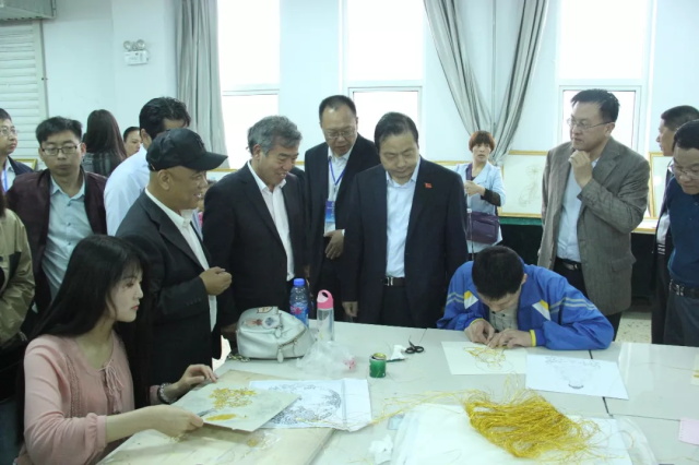 我市第四届职业教育活动周启动(图7)