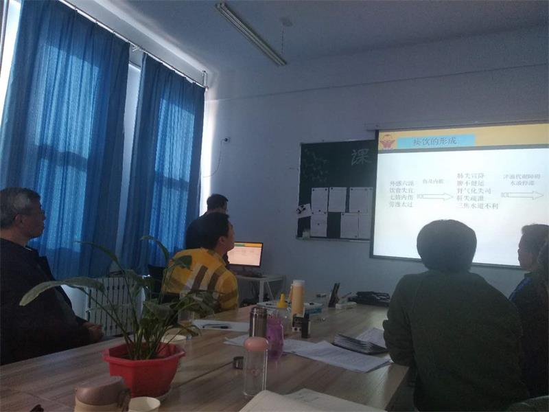 王晋主任贺磊副校长讲了少儿筋骨异常编写要求