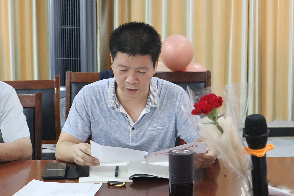 迎接党的二十大·培根铸魂育新人——我校隆重举行庆祝第38个教师节暨表彰大会(图9)