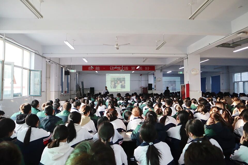 微信图片_2025-10-30_152907_547.jpg 微信图片_2025-10-30_152907_547.jpg